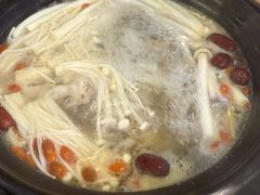 -濠轩阁特色生蚝火锅(水湾路店)