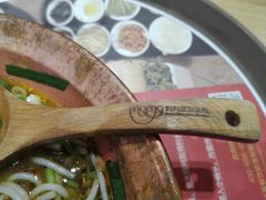 -妈妈故事米线(市府恒隆店)