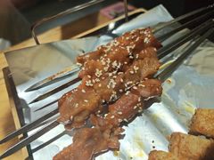 -喝丢一只鞋海鲜烧烤·海肠捞饭(文体街店)