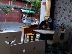 -巍山火巴肉饵丝(大理古城店)