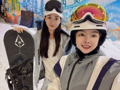 -乔波室内滑雪场