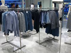 -优衣库(威海威高购物中心店)