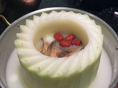 -得意咚瓜·顺德鱼生·冬瓜火锅(深圳首店)