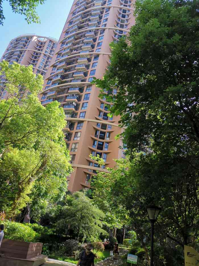 香樟林(望州南路)-"香樟林小区是我几年前买的,租给了别人,平.