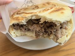 普通肉夹馍-东关吉祥西安腊汁肉夹馍(健德门店)