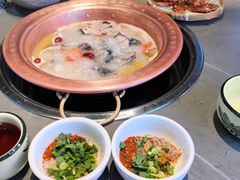 -阿婆情腊排骨火锅·野生菌季(古城旗舰店)