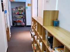 -两知·自习室(三峡广场总店)