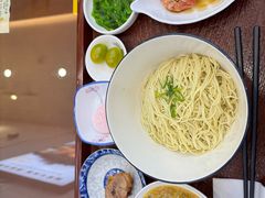 -百年老字号·观振兴蟹黄面·三虾面·苏式面(观前街富仁坊巷店)