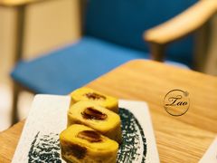 鳗鱼蛋卷-小句号·精致料理(江南环球港店)