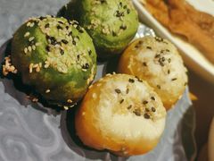 混拼招牌生煎-鑫震源·苏式大虾生煎(山塘街店)