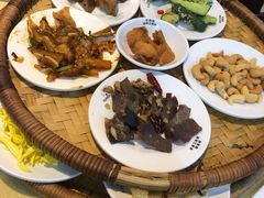 -桥香园云南过桥米线(金马碧鸡店)