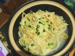 洞庭名笋-佬麻雀·新湘菜(珠海金发购物中心店)