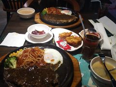 -豪享来中西餐厅(延安东路店)
