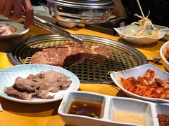 -唯成•韩国炭火烤肉 유성고기