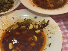 -捌贰虾蟹·江湖菜馆(江汉路店)