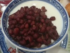 -赵记传承特色牛奶甜品(泉城广场店)