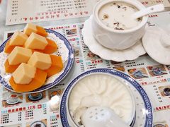 -广信牛奶甜品世家(台东店)