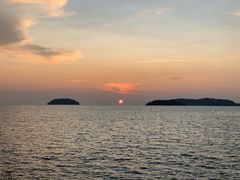 -Sunset Bar(丹绒亚路香格里拉店)