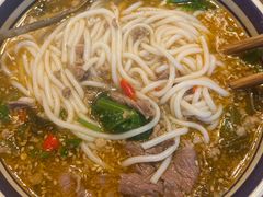 -云阿蛮云南生烫牛肉米线(奉贤路店)