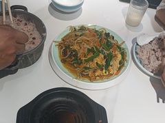 -小锅饭豆腐馆(重工北街普罗旺斯店)