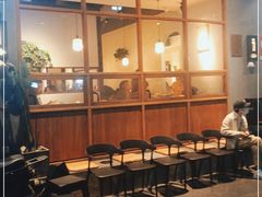 等位区-乔街深夜食堂·台州菜·高压锅生蚝(杭州总店)