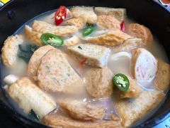 -BHC炸鸡(明洞总店)