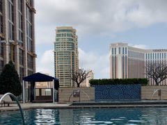 -澳门瑞吉酒店室外泳池