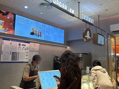 -喜茶(北京华贸购物中心店)
