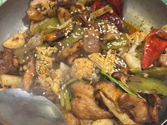-渔语鱼新川菜Bistro(万象天地店)
