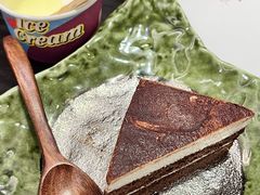 -银泰百货(厦门国贸中心店)