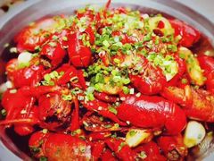 麻辣小龙虾-霄汉牛三鲜湖北砂锅菜(万松园2店)