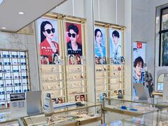 -世纪大明眼镜·蔡司战略授权店(汉街店)