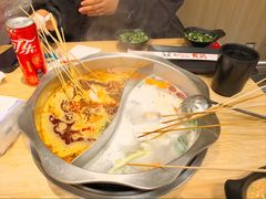 -牛串门串串香(东直门簋街总店)