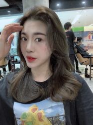 -东秀护肤造型