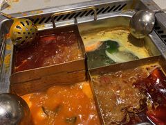 -海底捞火锅(关山保利店)