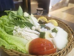 -樾餐厅泰式海鲜火锅(民歌湖店)