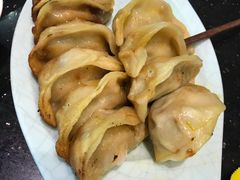 牛肉锅贴-洪长兴(云南南路店)
