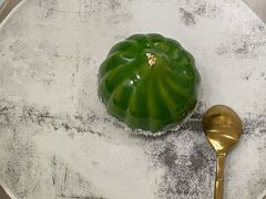 椰丝抹茶慕斯-闻见中国海南菜(K11店)