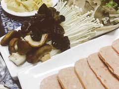 -弘烨 贵州酸汤 鱼火锅(东财店)