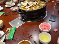 -菌之家·专业纯野生菌火锅·特色炒菌