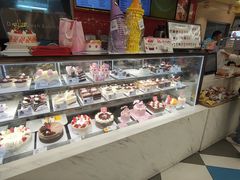 -85度C(生甜甜圈研究工坊·上海局门店)