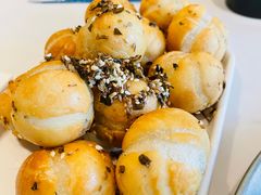 -本来精品川菜(嘉里中心店)