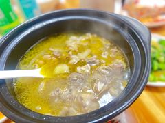 -阿峰饭店·本地土菜馆·农家土鸡煲·一品神仙鸡(报福店)