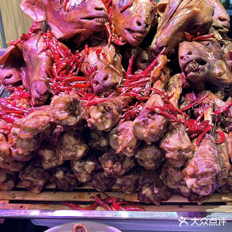 🥩好羊肉清水煮,美味尽在 313 羊庄!✨