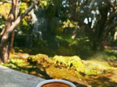 -Chom Cafe and Restaurant