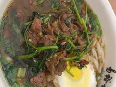 香菜牛肉面-易裕和·长沙米粉(竹塘西路店)