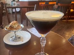 -Café Monson