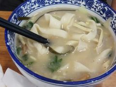 -凤齐羊肉烩面馆