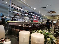 -大头虾越式风味餐厅(光明广场店)