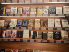 -西西弗书店&矢量咖啡(静安大悦城店)